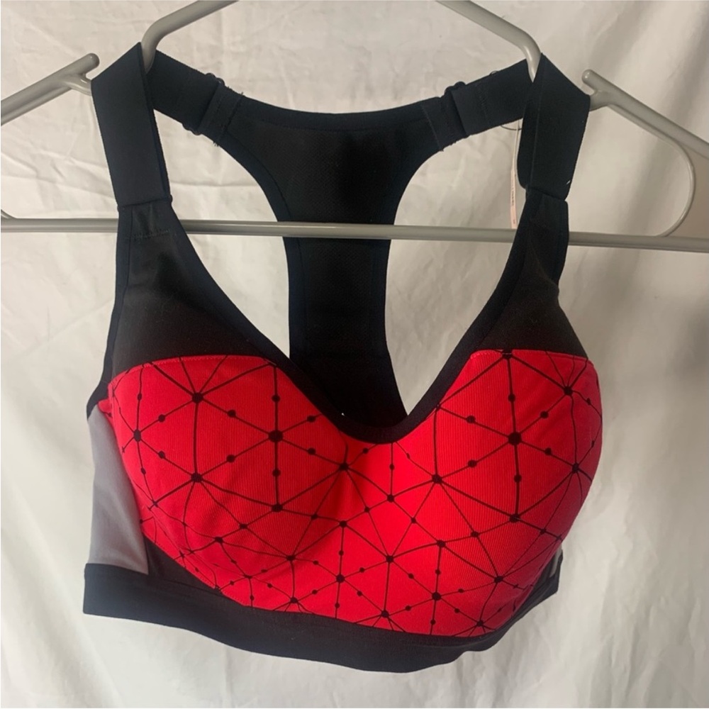 VSX Victorias Secret 34C Sports Bra NWT
